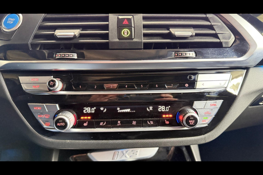 BMW iX3 Executive 80 kWh SOH 94% PANORAMADAK LEER APPLE-CARPLAY LED-XENON
