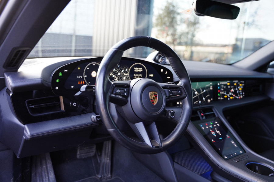 Porsche Taycan 4S Performance 84 kWh / Panoramadak / Sport Chrono Pakket
