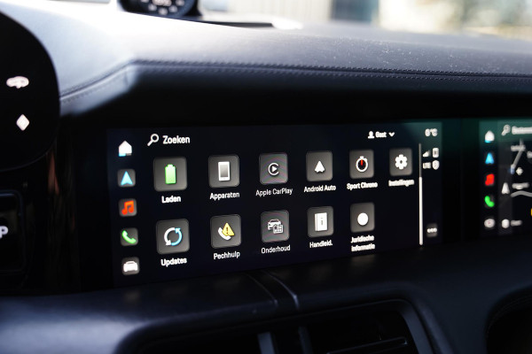 Porsche Taycan 4S Performance 84 kWh / Panoramadak / Sport Chrono Pakket