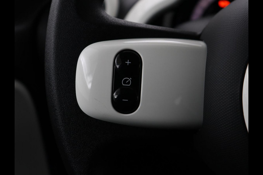 Renault Twingo Z.E. R80 E-Tech Equilibre 22 kWh | 3 Fase | Carplay | Climate control | DAB | Elektrische ramen | Speedlimiter | Bluetooth