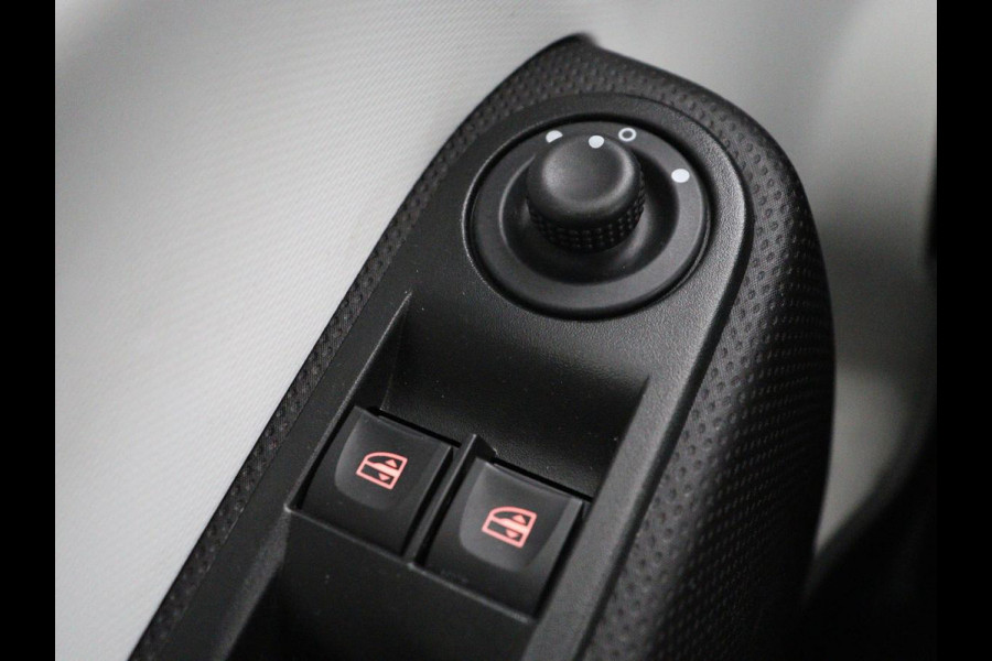 Renault Twingo Z.E. R80 E-Tech Equilibre 22 kWh | 3 Fase | Carplay | Climate control | DAB | Elektrische ramen | Speedlimiter | Bluetooth