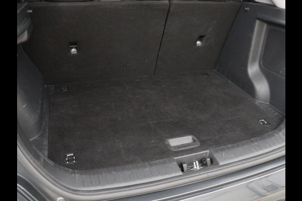 Hyundai Kona EV Limited 64 kWh | SOH 100% | 3 Fase | Stoelventilatie | Head-Up | Adaptive cruise | Camera | Leder | Carplay | Achterbankverwarming | Warmtepomp | Keyless | Full LED | Dodehoek detectie