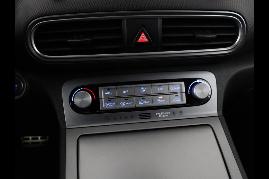 Hyundai Kona EV Limited 64 kWh | SOH 100% | 3 Fase | Stoelventilatie | Head-Up | Adaptive cruise | Camera | Leder | Carplay | Achterbankverwarming | Warmtepomp | Keyless | Full LED | Dodehoek detectie