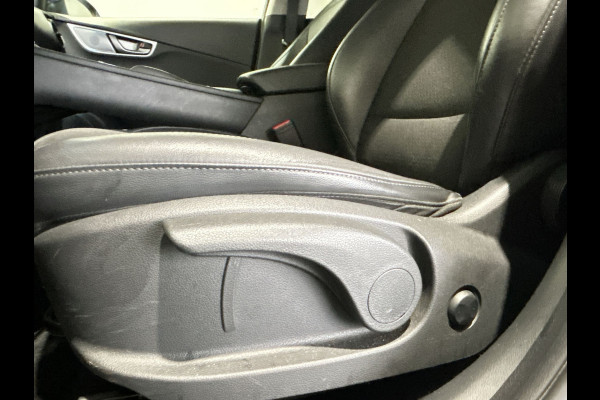 Hyundai Kona EV Fashion 64 kWh | Half leder | head ups display | achteruitrijcamera Soh Waarde (batterijtest) 95,7%