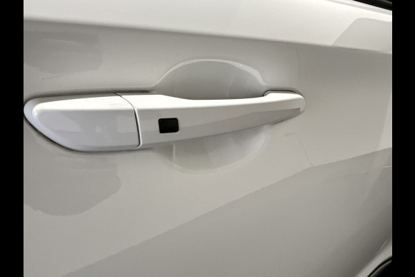 Hyundai Kona EV Fashion 64 kWh | Half leder | head ups display | achteruitrijcamera Soh Waarde (batterijtest) 95,7%