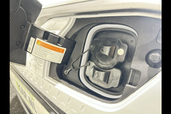 Hyundai Kona EV Fashion 64 kWh | Half leder | head ups display | achteruitrijcamera Soh Waarde (batterijtest) 95,7%