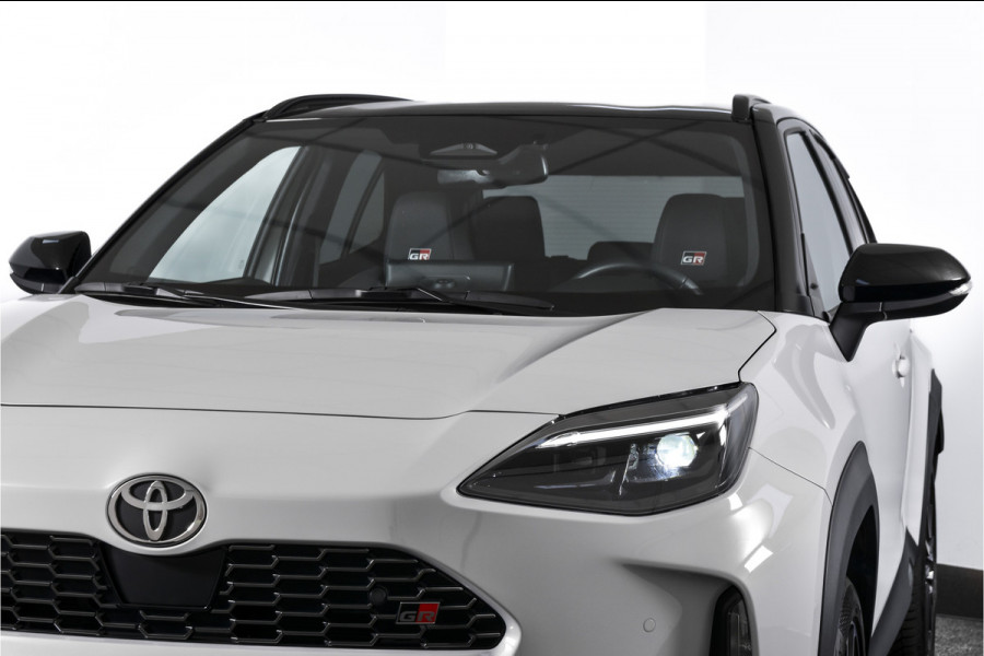 Toyota Yaris Cross 1.5 Hybrid 130 GR Sport | Adapt.Cruise | Head-up | 360 Camera | Stoel+Stuurverw. | Dig.Cockpit | NAV + App.Connect (Draadloos) | ECC | LM 18" | 6116