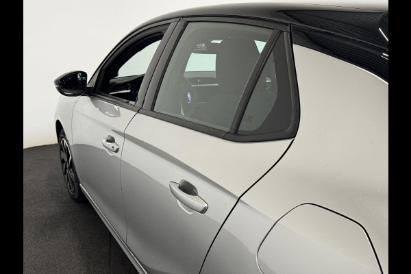 Opel Corsa 1.2 Turbo 110pk Hybrid Automaat GS Navigatie Airco Cruise control Parkeersensoren Apple Carplay/ Android Auto Camera Lichtmetalen velgen LED