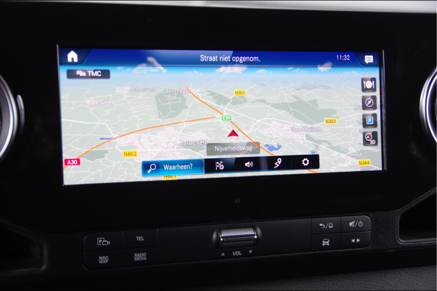 Mercedes-Benz Sprinter 319 3.0 CDI V6 L2H1 AUT. LED, MBUX 10'', 3.5T TREKHAAK, LEDER, 360 CAMERA, ADAPT. CRUISE, CLIMA, NAVI, PARKEERSENSOREN, NL AUTO,