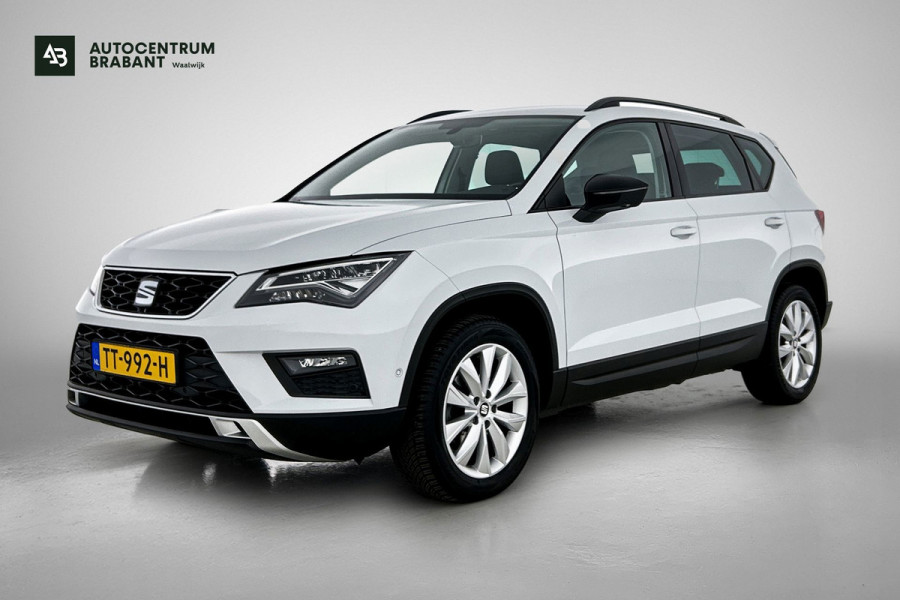Seat Ateca 1.0 EcoTSI Style Business Intense Sport (NL-auto, Carplay, Camera, Trekhaak, Parkeersen V+A, Navi, Climate Con, Etc))