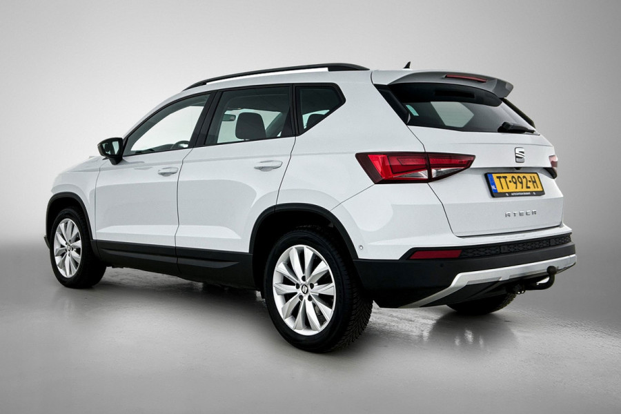 Seat Ateca 1.0 EcoTSI Style Business Intense Sport (NL-auto, Carplay, Camera, Trekhaak, Parkeersen V+A, Navi, Climate Con, Etc))