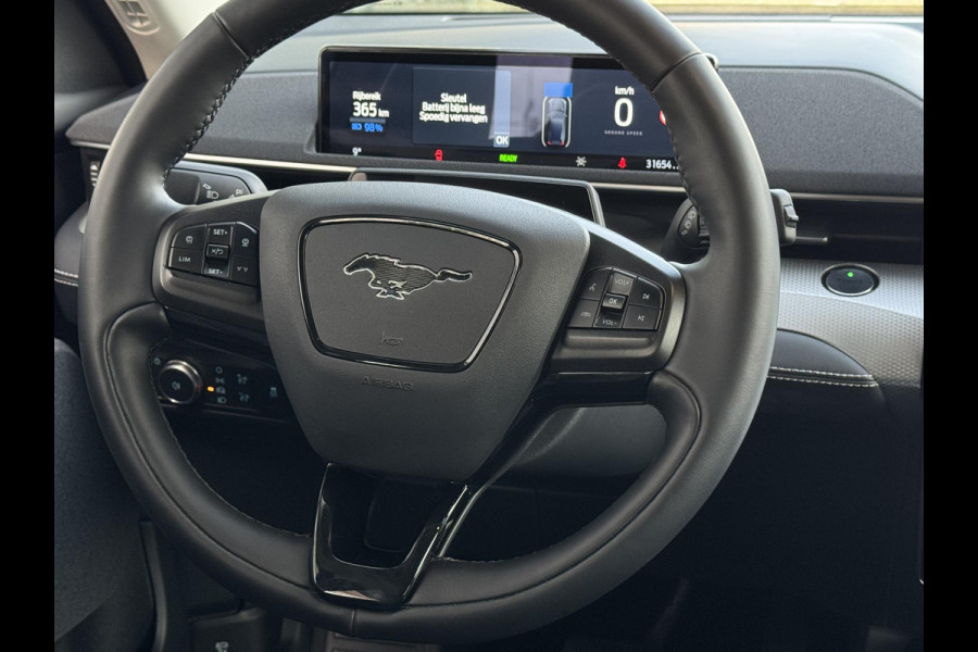 Ford Mustang Mach-E RWD 75 kWh NL-AUTO | 75 KWH | LEDER