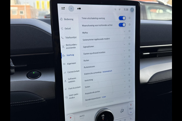 Ford Mustang Mach-E RWD 75 kWh NL-AUTO | 75 KWH | LEDER