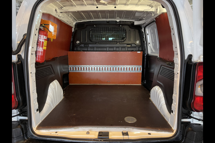 Peugeot Partner 1.5 BlueHDI Premium / vaste prijs rijklaar € 12.950 ex btw / euro 6 / bpm vrij / lease vanaf € 218 / airco / cruise / imperial / laadruimte ventilatie !