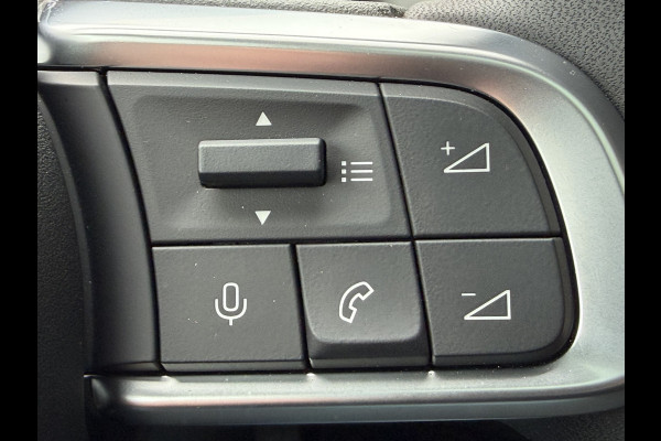 Jeep Avenger 100pk Summit (Elektrisch Schuifdak - JBL - Keyless Entry - Elektrische klep - Leder incl stoelverwarming - LED - Camera - Adapti