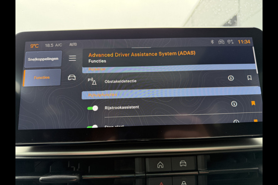 Jeep Avenger 100pk Summit (Elektrisch Schuifdak - JBL - Keyless Entry - Elektrische klep - Leder incl stoelverwarming - LED - Camera - Adapti