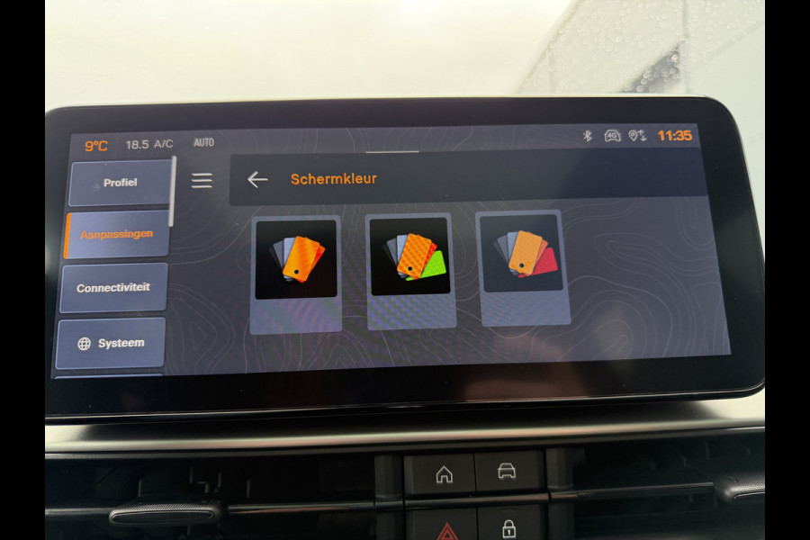 Jeep Avenger 100pk Summit (Elektrisch Schuifdak - JBL - Keyless Entry - Elektrische klep - Leder incl stoelverwarming - LED - Camera - Adapti