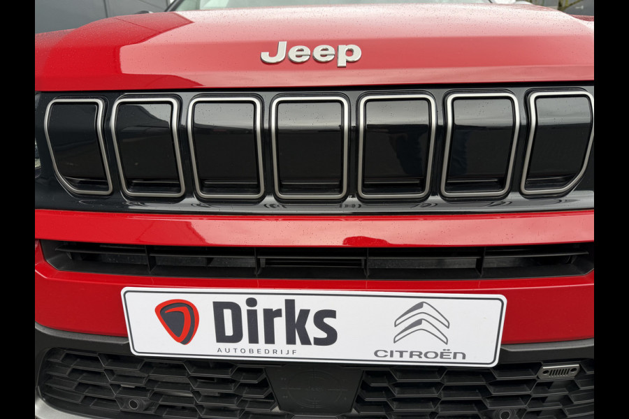 Jeep Avenger 100pk Summit (Elektrisch Schuifdak - JBL - Keyless Entry - Elektrische klep - Leder incl stoelverwarming - LED - Camera - Adapti