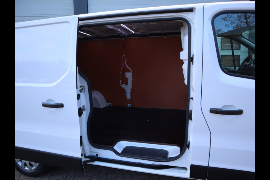 Renault Trafic 2.0 dCi 120pk Euro 6 L2 Lang - LED - Navi - Trekhaak