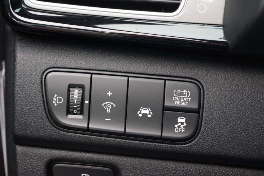 Kia Niro 1.6 GDi 142 PK Hybrid DynamicLine HEV Automaat, Trekhaak, Camera, LED