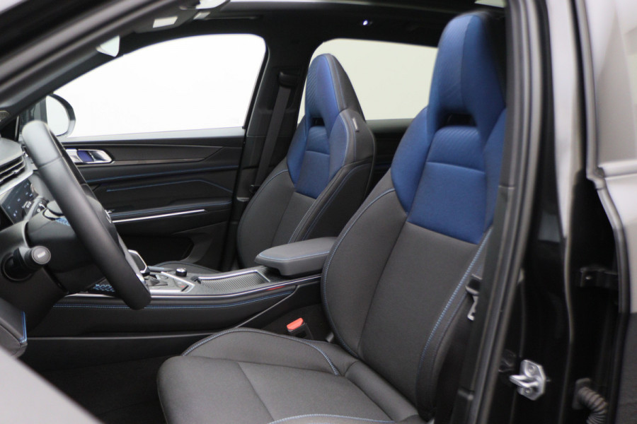 Lynk & Co 01 1.5 360° Camera, Panoramadak, ACC, Apple Carplay, DAB, PDC, 20''