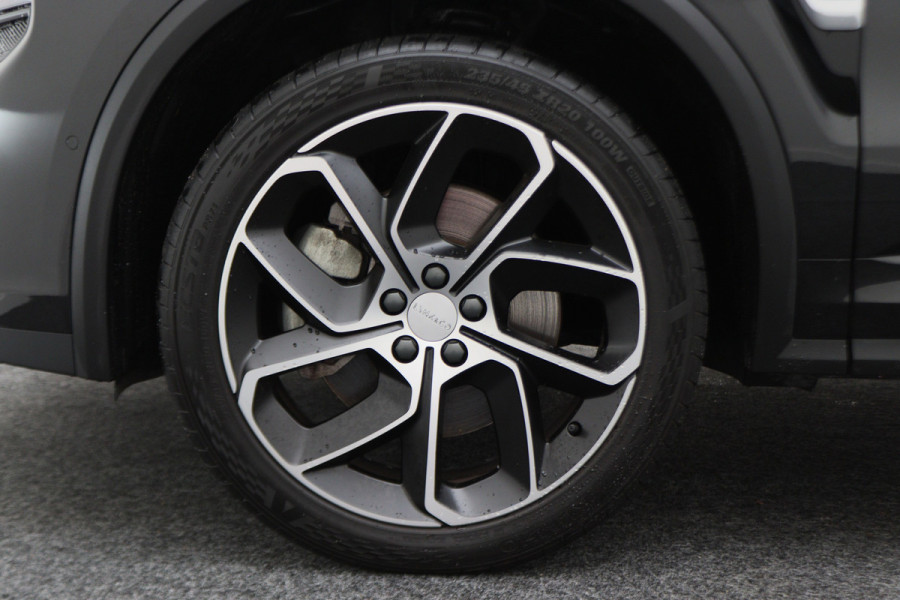 Lynk & Co 01 1.5 360° Camera, Panoramadak, ACC, Apple Carplay, DAB, PDC, 20''