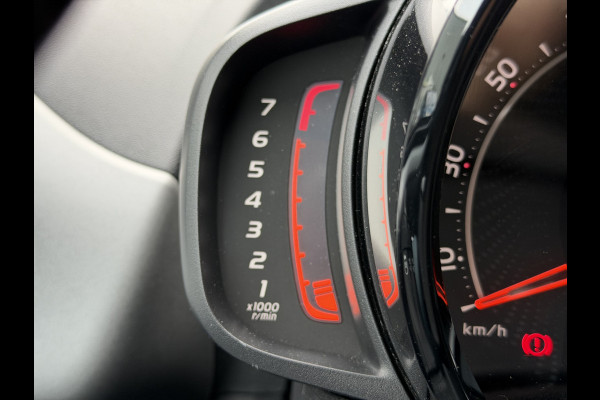 Toyota Aygo 1.0 VVT-i x-play (Camera- Navigatie via APP - Airco - Lichtmetalen velgen - Apple Carplay)