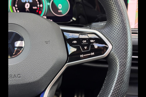 Volkswagen Golf 1.4 eHybrid GTE Pano/Matrix/HuD