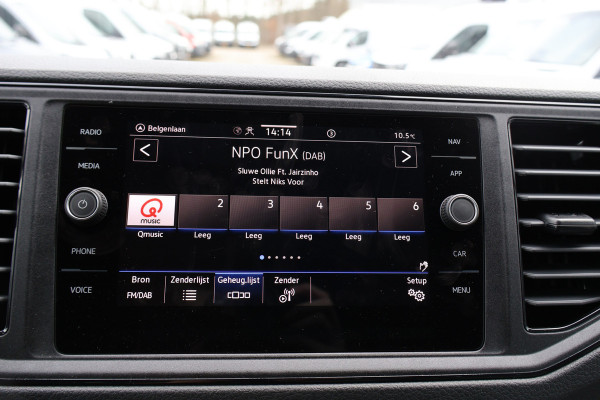 Volkswagen Crafter 2.0 TDI 177pk L3 H2 Automaat Airco Navigatie Camera Trekhaak