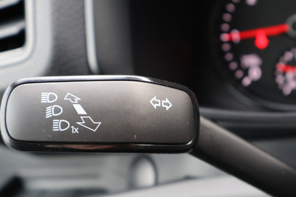 Volkswagen Crafter 2.0 TDI 177pk L3 H2 Automaat Airco Navigatie Camera Trekhaak