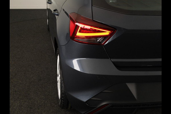 Seat Ibiza Style 1.0 EcoTSI 95PK | Magnetic Tech Metallic | Park Assist | Apple Carplay | Cruise control