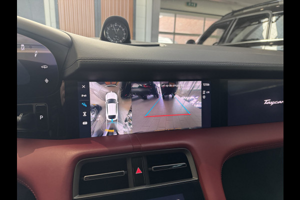 Porsche Taycan Cross Turismo Turbo S 93 kWh / Panoramadak / 360Camera / Head-up / Passenger Display / Luchtvering / 21'' / Bose / Keyless / Sportdesign+Chrono / Stoelventilatie+Verwarming / Stuurverwarming / Dodehoek / DAB / ACC