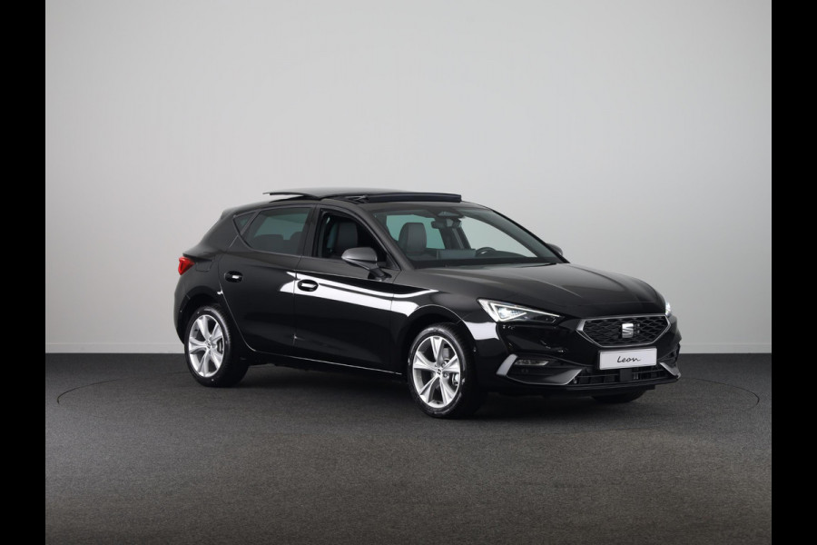 Seat Leon 1.5 TSI e-Hybrid FR Business | Black Pack | Glazen schuif-kanteldak | Safe & Driving Pack | Technology Pack | C2K - Velgen 'Black Pack', 18 inch
