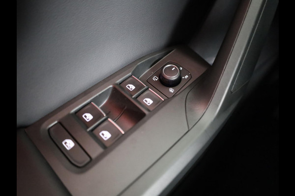 Seat Leon 1.5 TSI e-Hybrid FR Business | Black Pack | Glazen schuif-kanteldak | Safe & Driving Pack | Technology Pack | C2K - Velgen 'Black Pack', 18 inch