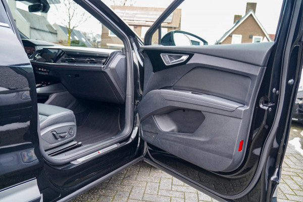 Audi Q4 e-tron 50 quattro Launch edition Advanced Plus 77 kWh | Panorama | BTW | Competition | RS zetels | Memory | HuD | 360 cam