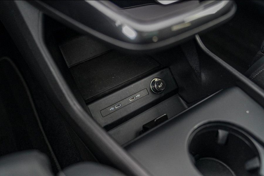 Audi Q4 e-tron 50 quattro Launch edition Advanced Plus 77 kWh | Panorama | BTW | Competition | RS zetels | Memory | HuD | 360 cam