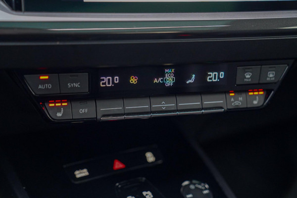 Audi Q4 e-tron 50 quattro Launch edition Advanced Plus 77 kWh | Panorama | BTW | Competition | RS zetels | Memory | HuD | 360 cam