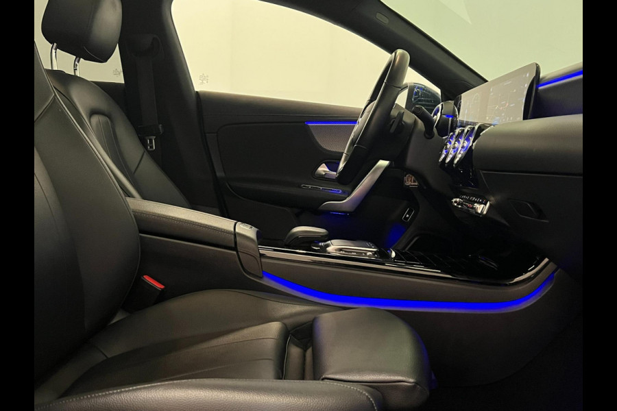 Mercedes-Benz CLA-Klasse Shooting Brake 180d Night Edition / Pano / Memory / NL-auto