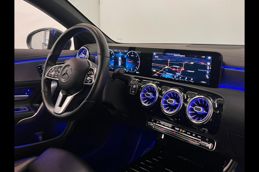Mercedes-Benz CLA-Klasse Shooting Brake 180d Night Edition / Pano / Memory / NL-auto