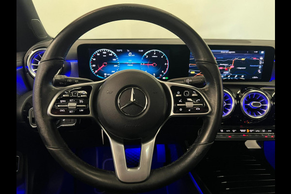 Mercedes-Benz CLA-Klasse Shooting Brake 180d Night Edition / Pano / Memory / NL-auto