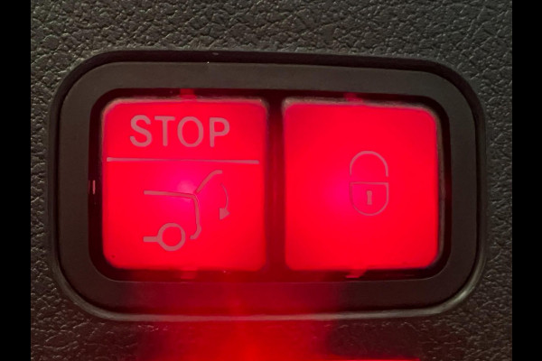 Mercedes-Benz CLA-Klasse Shooting Brake 180d Night Edition / Pano / Memory / NL-auto