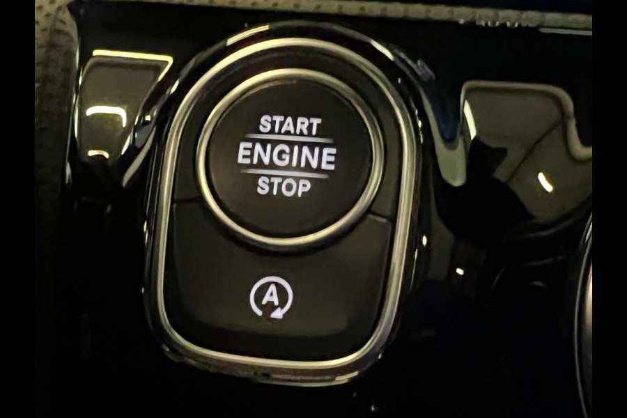 Mercedes-Benz CLA-Klasse Shooting Brake 180d Night Edition / Pano / Memory / NL-auto