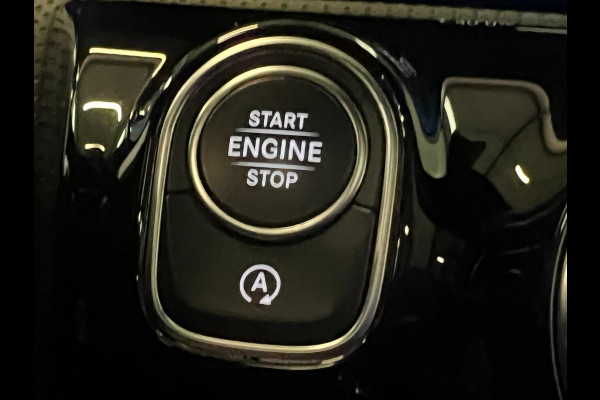 Mercedes-Benz CLA-Klasse Shooting Brake 180d Night Edition / Pano / Memory / NL-auto