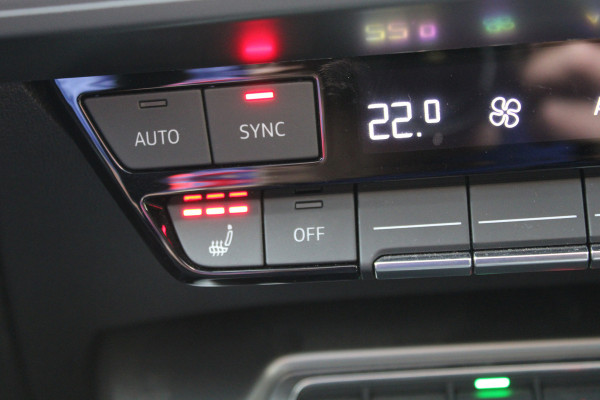 Audi A3 Sportback 40 TFSI e PHEV S-LINE COMPETITION PANO LEER MATRIX SFEER 57000KM!!!