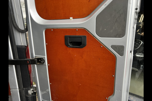 Volkswagen Crafter 35 2.0 TDI L3H3 Sortimo/Nieuwstaat!