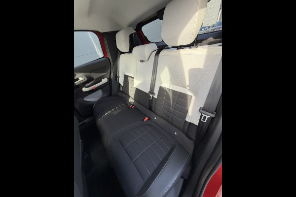 Citroën ë-C3 Max 113pk 44 kWh (Camera- Automatische Airco - Navigatie - Apple Carplay - LED - 17")