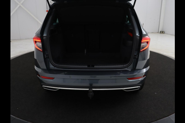 Škoda Karoq 1.5 TSI Sportline | Trekhaak | Stoelverwarming | Virtual Cockpit | Stuurverwarming | Carplay | Sportstoelen | Camera | Navigatie | Cruise control | Parkeerhulp