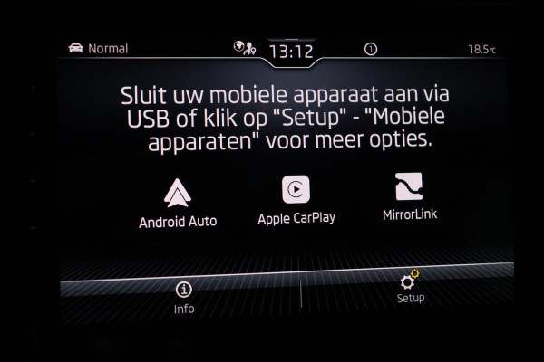 Škoda Karoq 1.5 TSI Sportline | Trekhaak | Stoelverwarming | Virtual Cockpit | Stuurverwarming | Carplay | Sportstoelen | Camera | Navigatie | Cruise control | Parkeerhulp