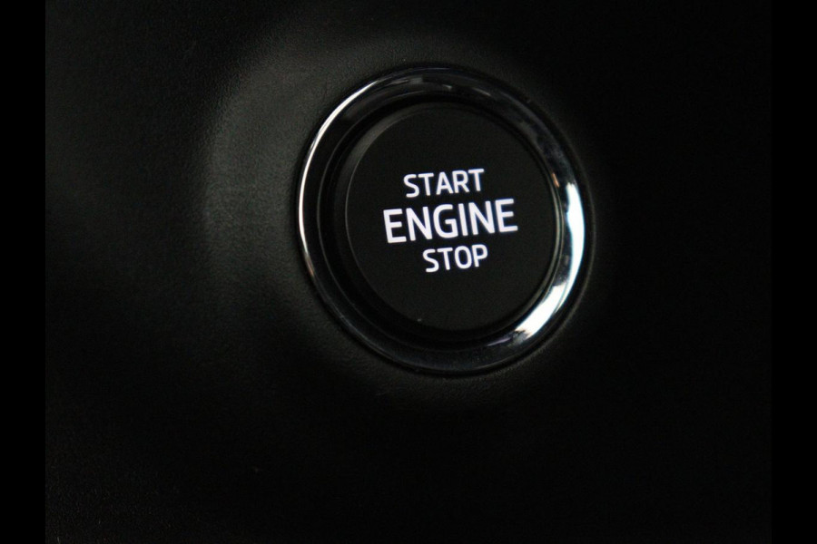 Škoda Karoq 1.5 TSI Sportline | Trekhaak | Stoelverwarming | Virtual Cockpit | Stuurverwarming | Carplay | Sportstoelen | Camera | Navigatie | Cruise control | Parkeerhulp