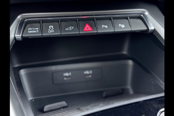 Audi A3 Sportback 45 TFSI e S edition Competition